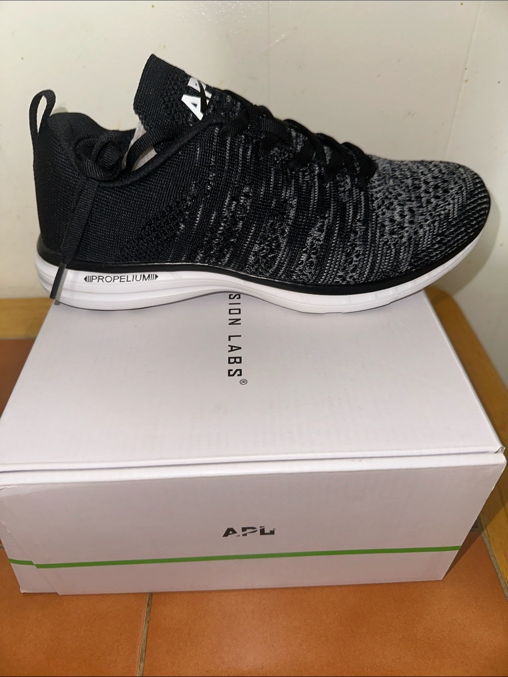 APL Men's Black and Gray Knit Propelium Sneaker